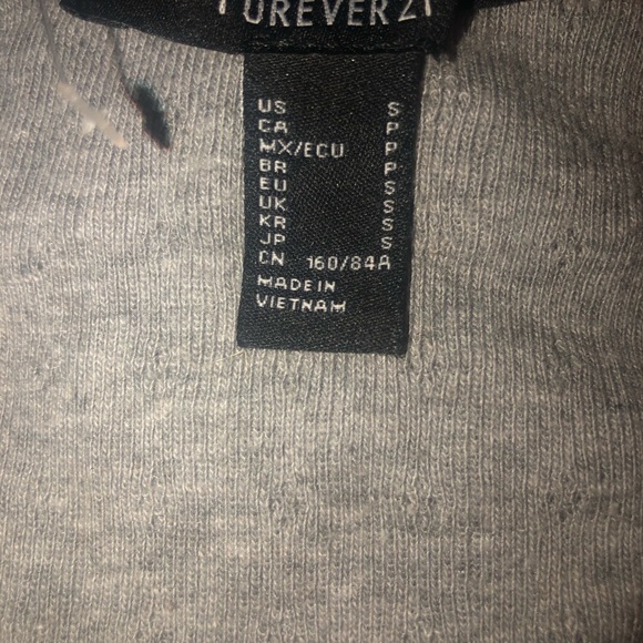 Forever 21 grey ribbed croptop 💕 - Picture 9 of 9